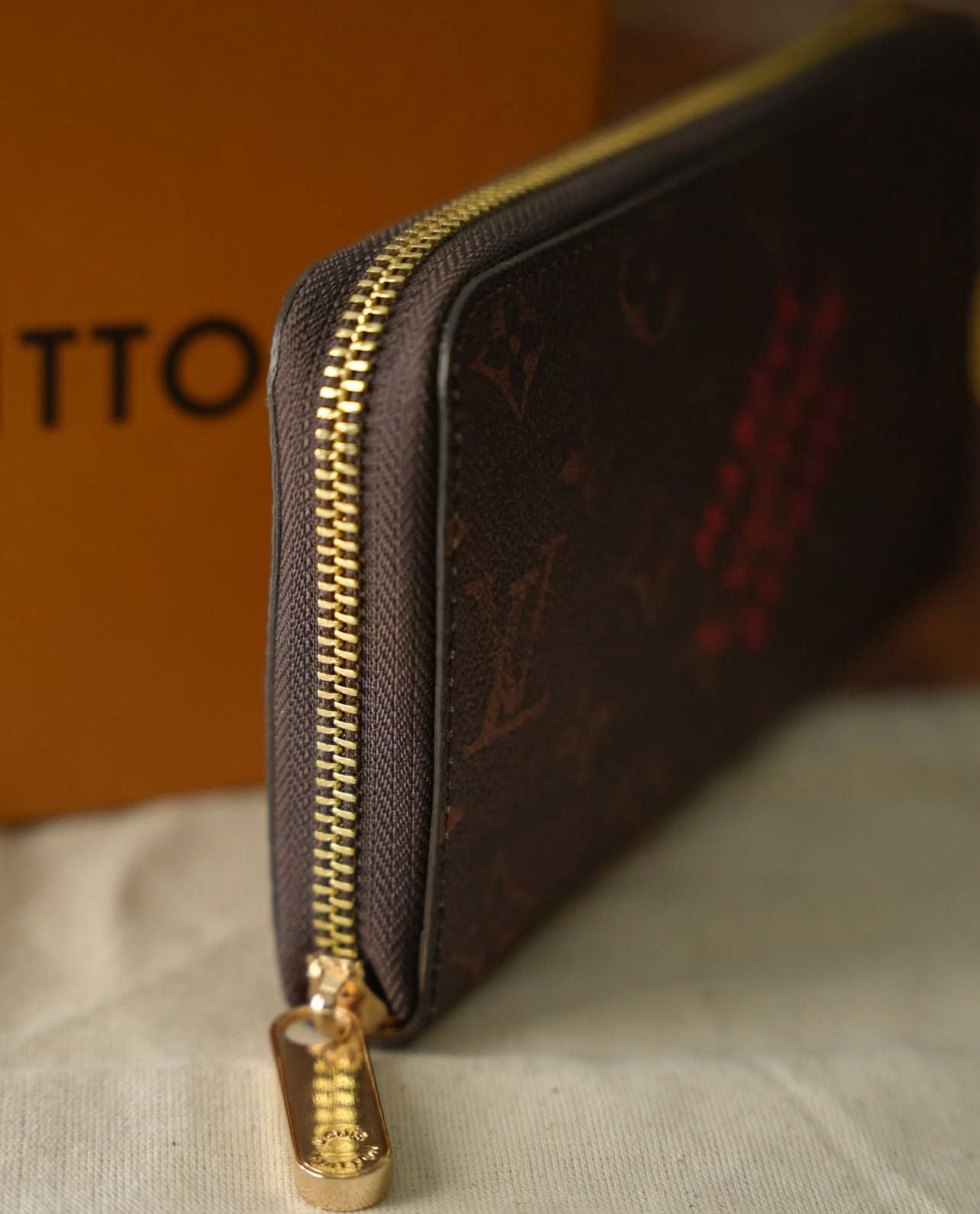 Louis Vuitton Monogram Zippy Organizer Cüzdan – Kahverengi