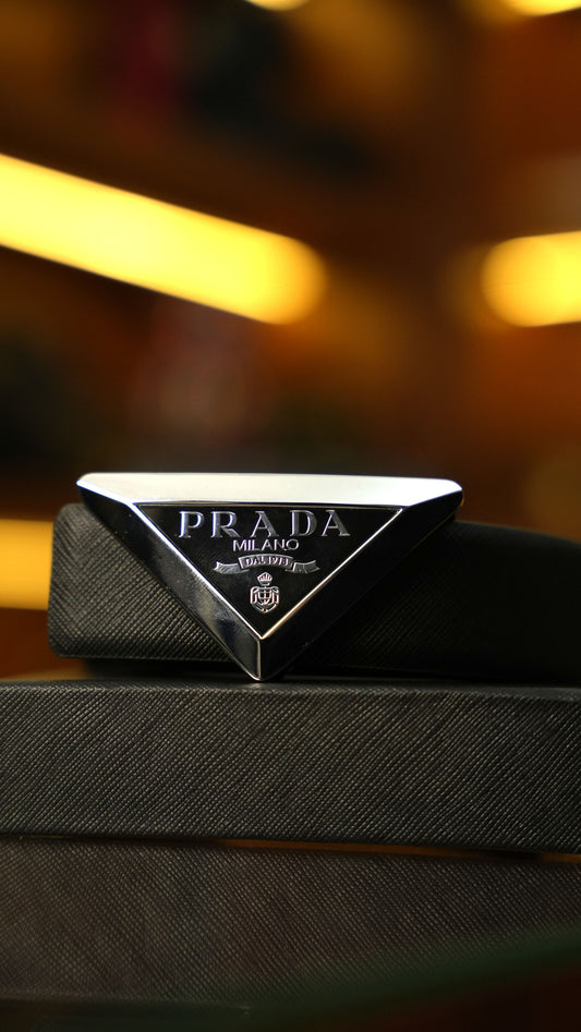 Prada Milano Üçgen Logo Deri Kemer – Siyah Gümüş