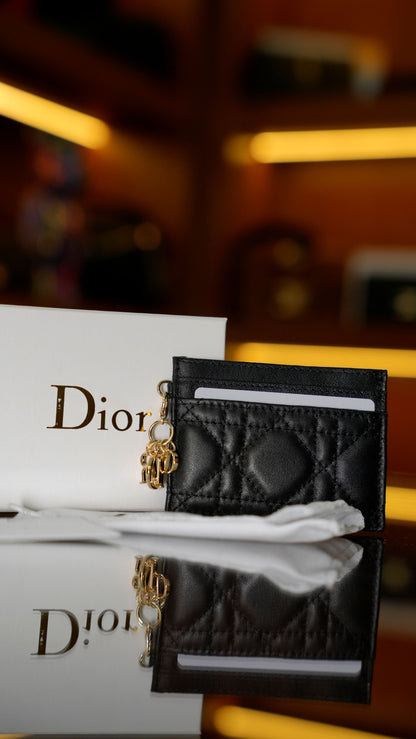Dior Cannage Kapitone Deri Kartlık – Siyah