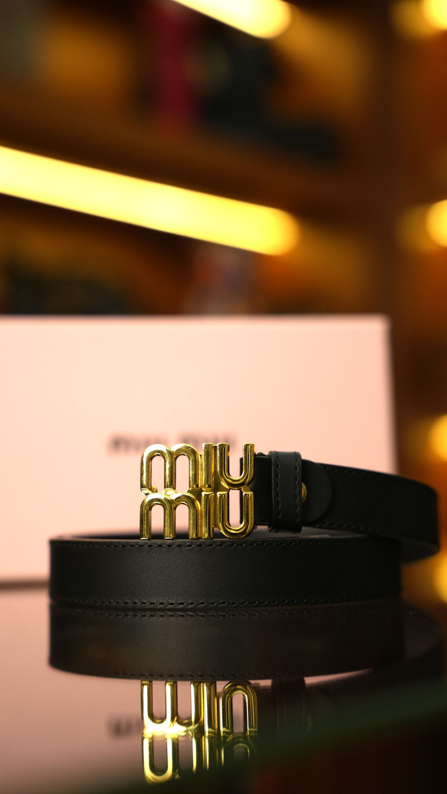 Miu Miu Logo Kemer – Siyah Altın