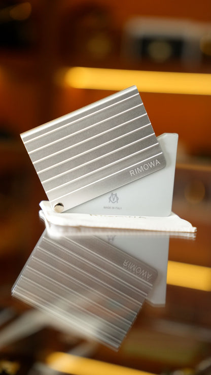 Rimowa Inspired Alüminyum Minimal Kartlık – Silver
