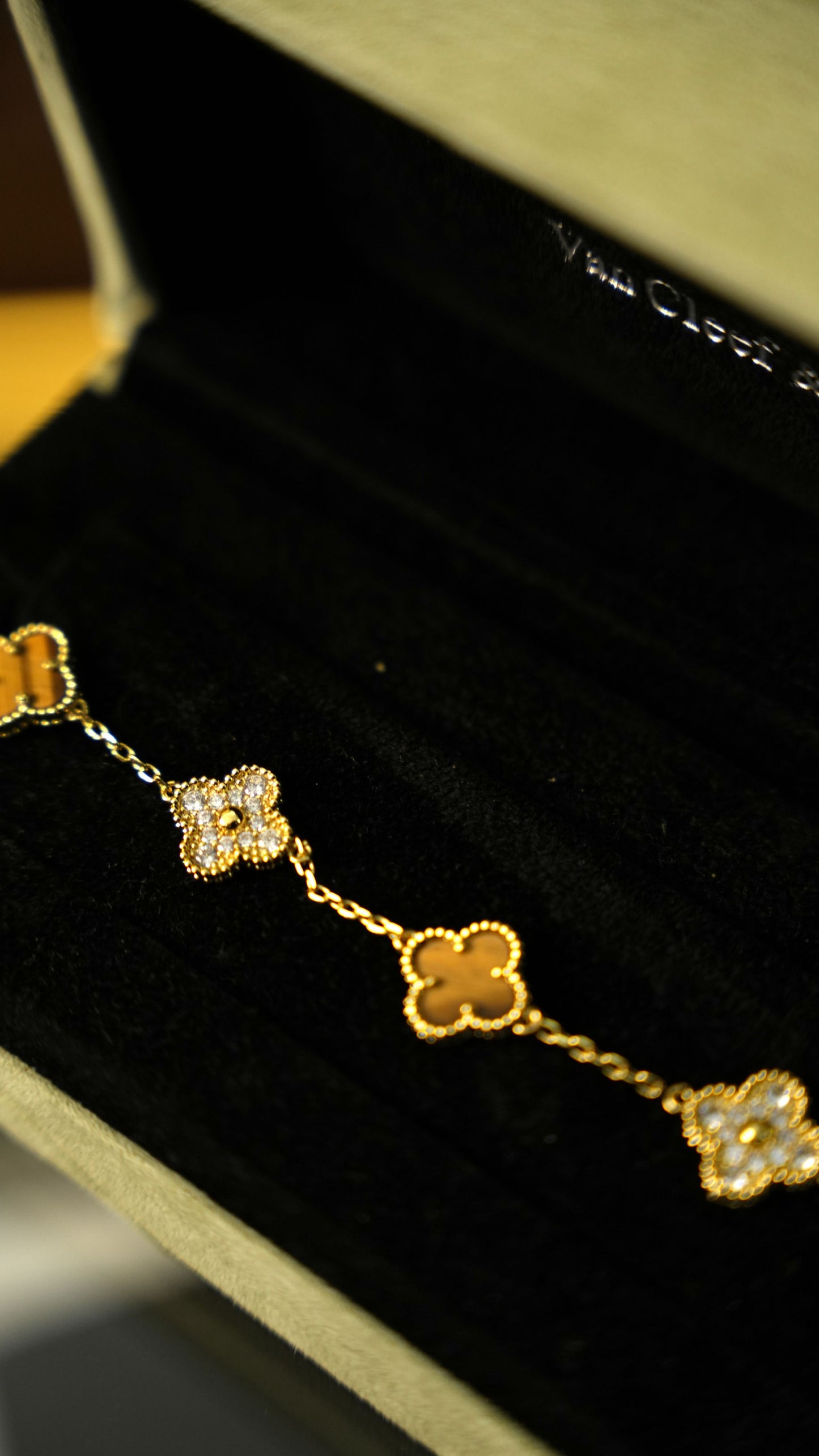 Van Cleef & Arpels Alhambra Bileklik – Altın
