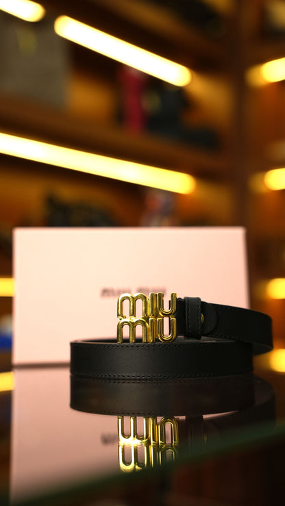 Miu Miu Logo Kemer – Siyah Altın