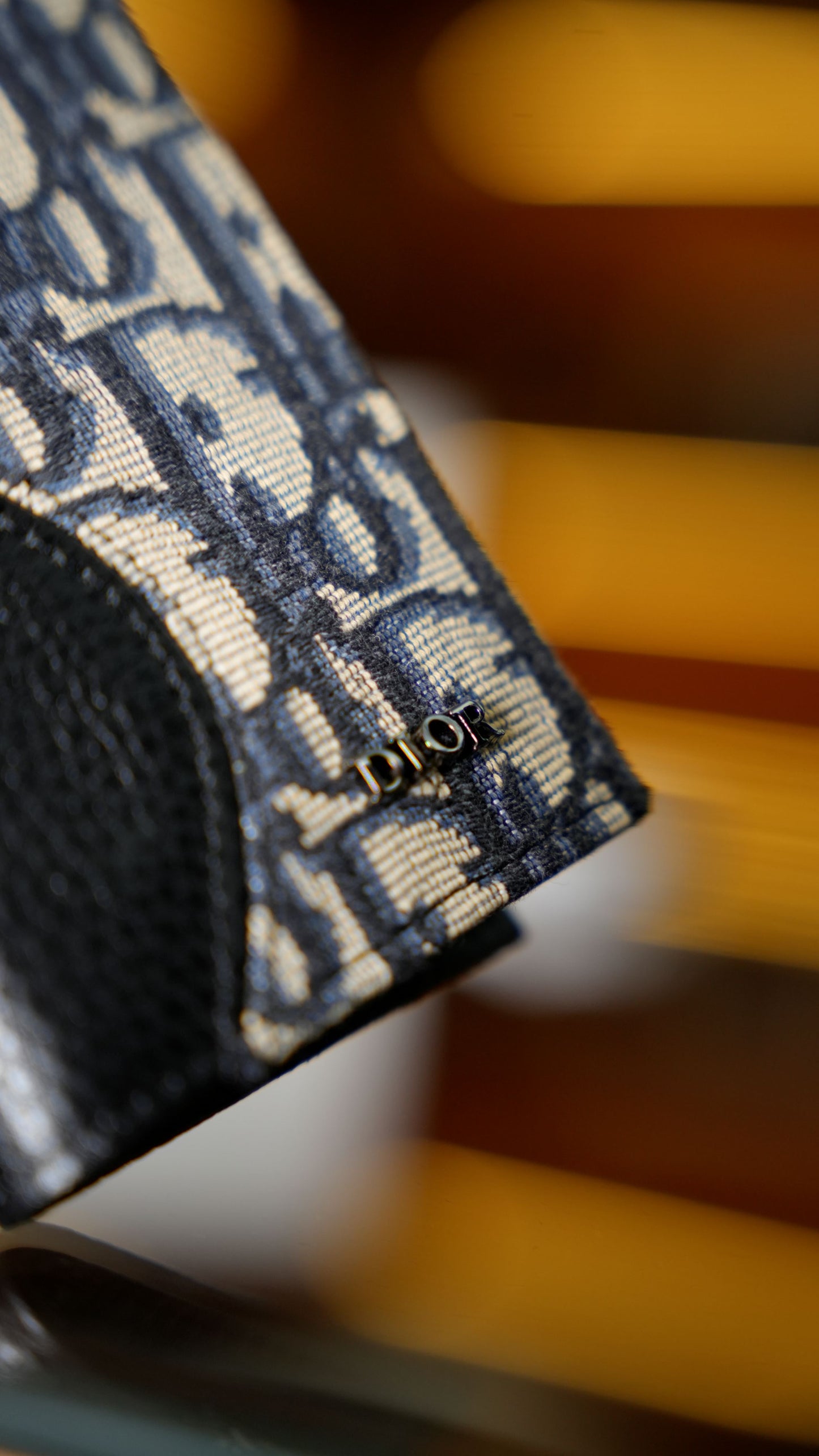 Dior Oblique Deri Detaylı Kartlık – Siyah