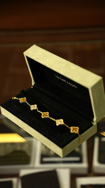 Van Cleef & Arpels Alhambra Bileklik – Altın