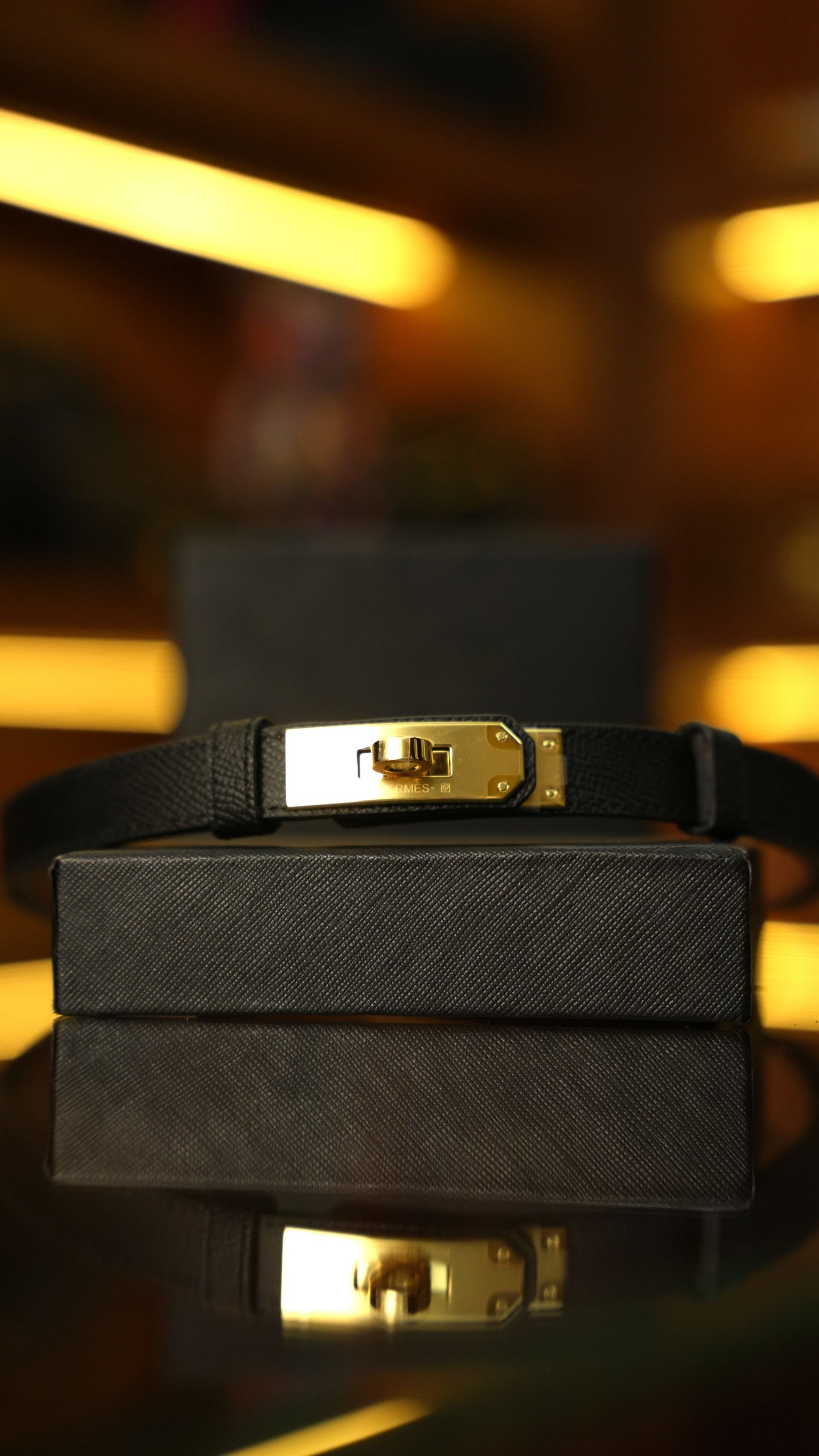 Hermès Kelly Kemer – Siyah Altın