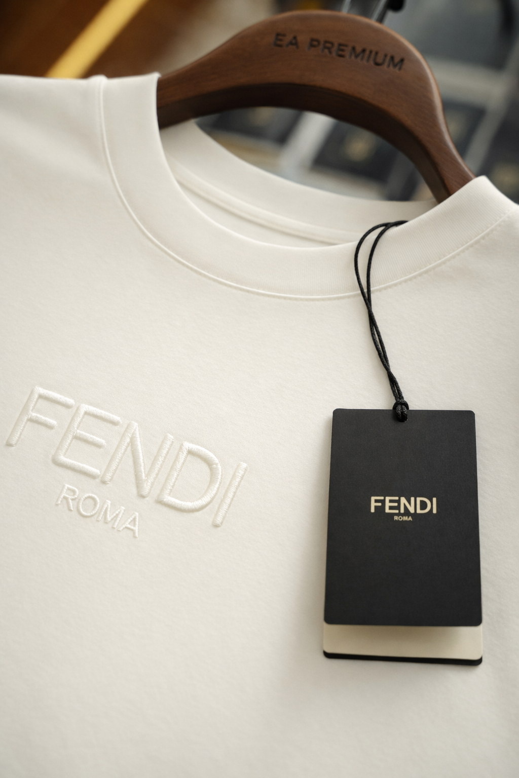FENDI Nakış İşlemeli Bisiklet Yaka T-Shirt - Beyaz