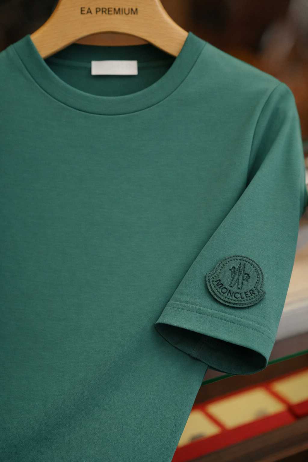 MONCLER Cep Detaylı T-Shirt - Yeşil