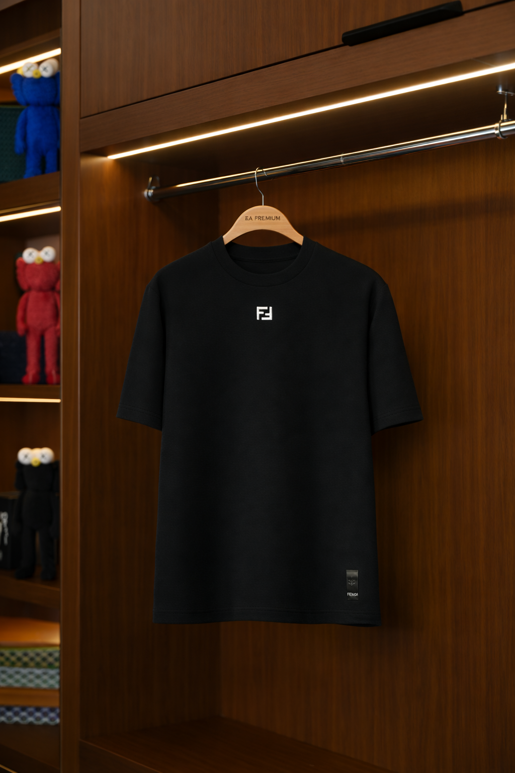 FENDI Metal Logo Detaylı T-Shirt - Siyah