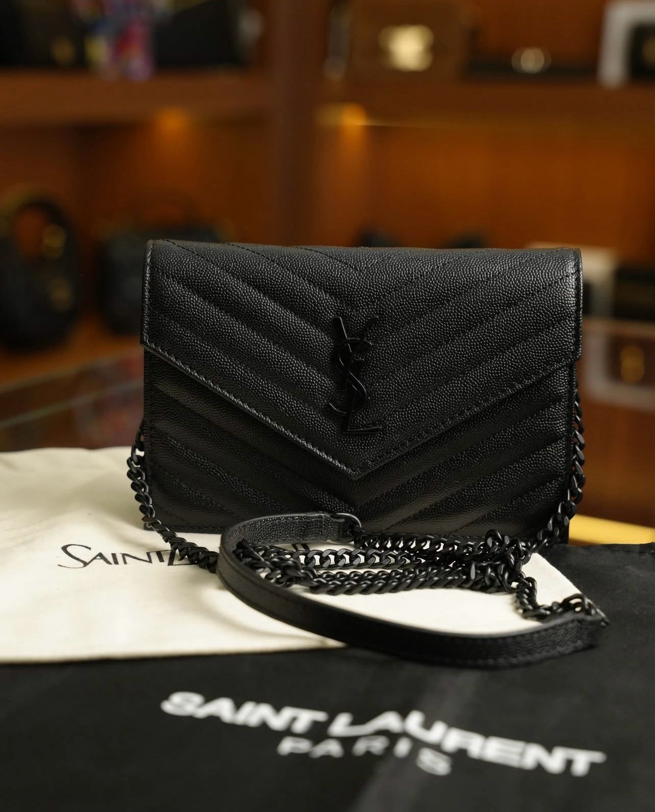 Yves Saint Laurent Monogram Zincir Askılı Çanta
