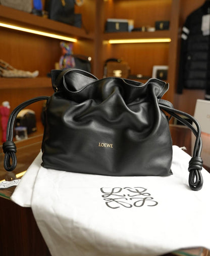 Loewe Flamenco Deri Büzgülü Çanta – Siyah