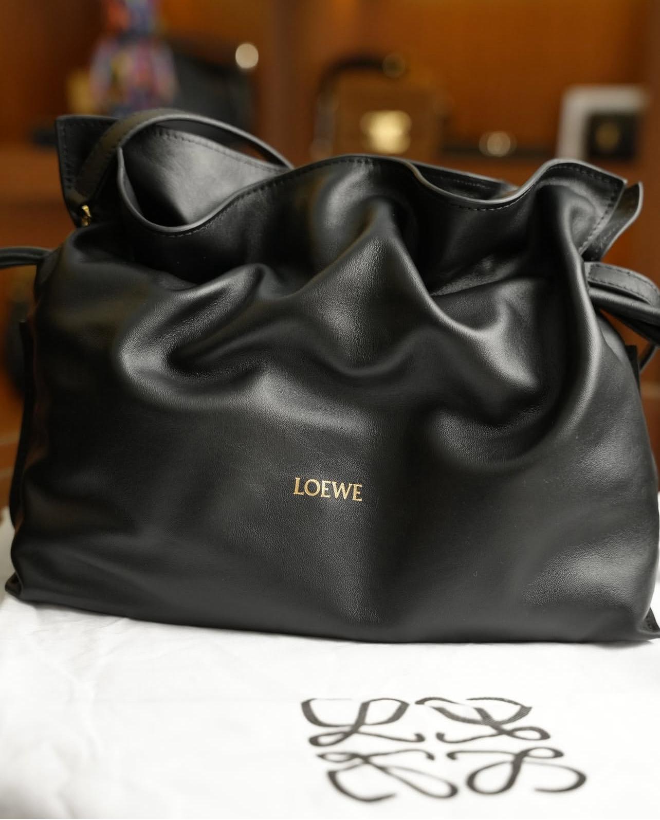Loewe Flamenco Deri Büzgülü Çanta – Siyah
