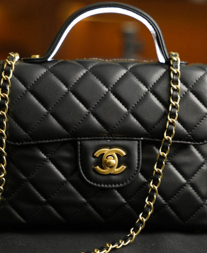 Chanel Kapitone Mini Çanta – Siyah