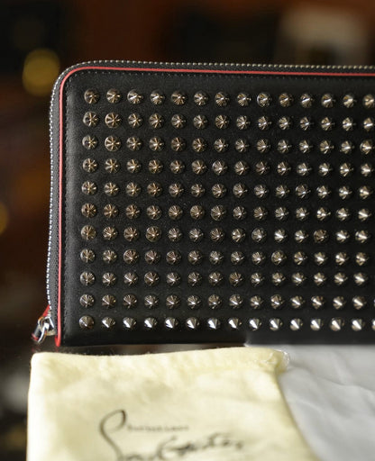 Christian Louboutin Studded Deri Cüzdan – Siyah