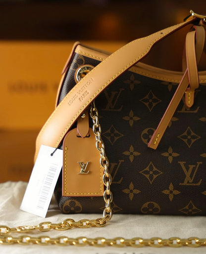 Louis Vuitton Monogram Omuz Çantası – Kahverengi