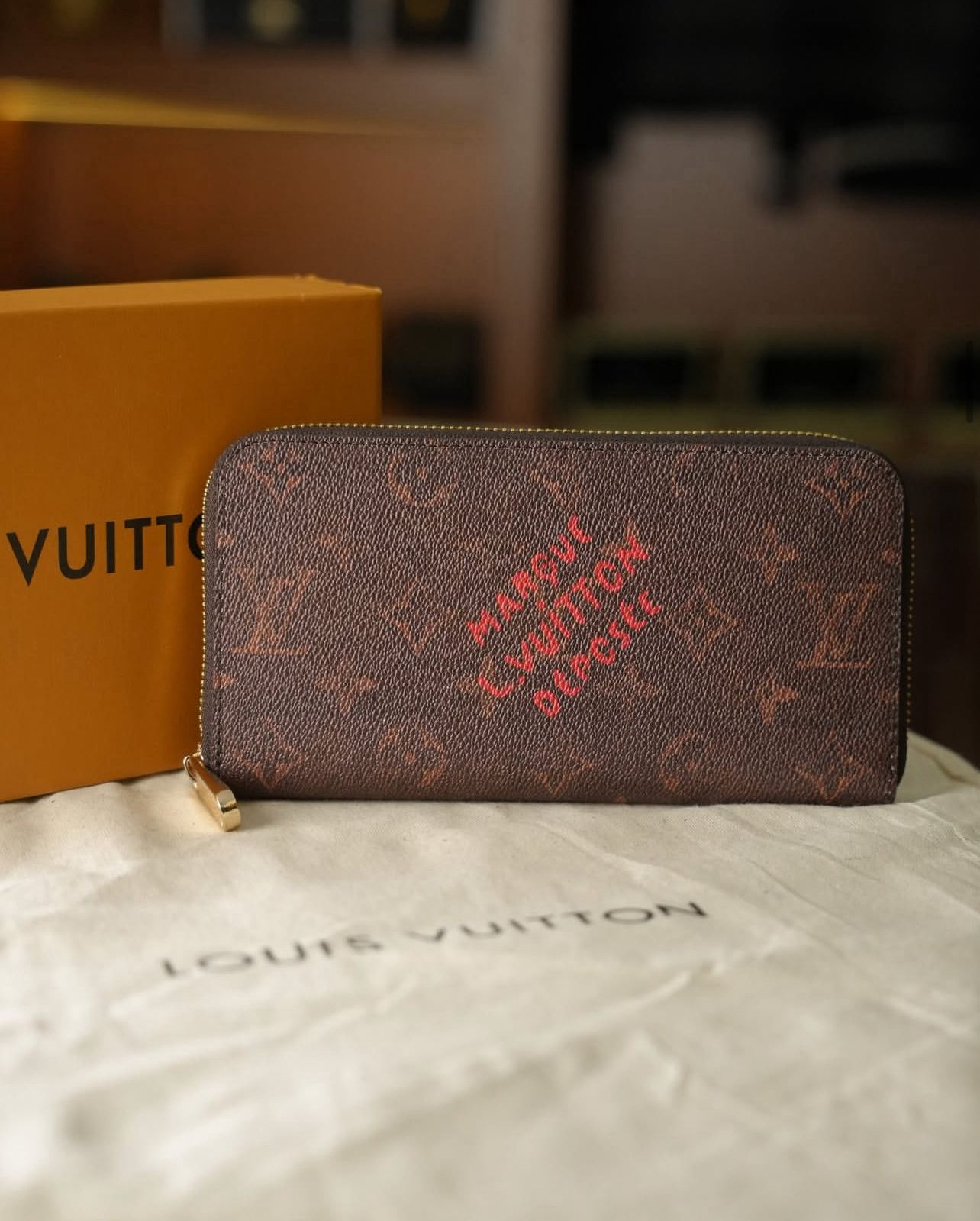 Louis Vuitton Monogram Zippy Organizer Cüzdan – Kahverengi