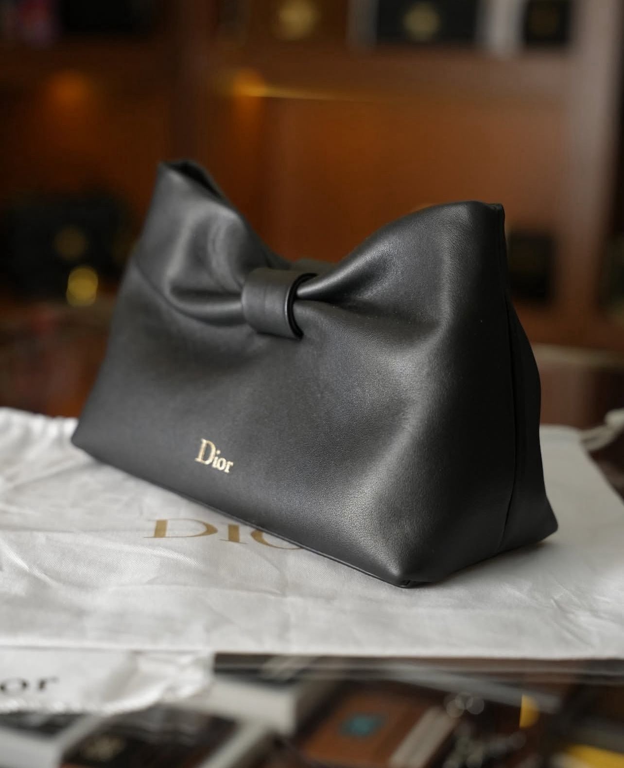Dior Deri Fiyonk Tasarımlı Clutch / El Çantası – Siyah