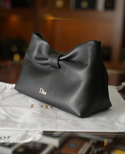 Dior Deri Fiyonk Tasarımlı Clutch / El Çantası – Siyah