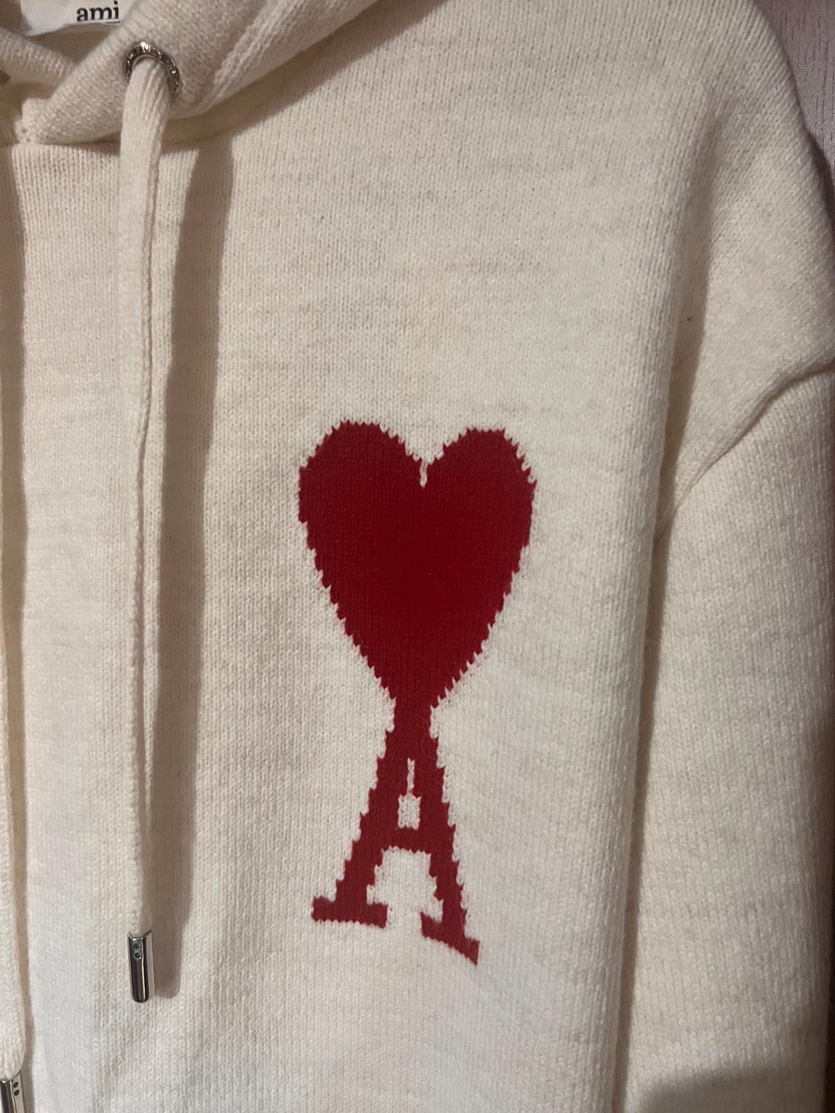 Ami Paris Premium Kazak – Modern Kesim, Minimal Tasarım, Logo Detaylı (Erkek)