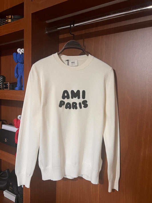 Ami Paris Siyah Premium Kazak – Modern Kesim, Minimal Tasarım, Logo Detaylı (Erkek)