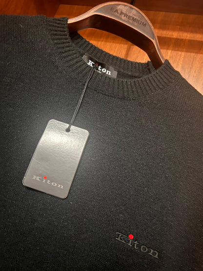 Kiton  Kazak – Modern Kesim, Minimal Tasarım, Logo Detaylı (Erkek)