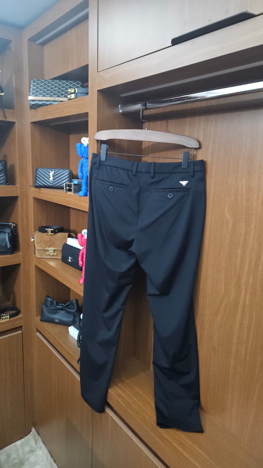 Prada İkonik Logolu Siyah Gabardin Pantolon - Klasik Kesim