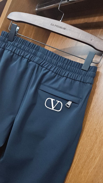 Valentino Garavani VLogo Detaylı Siyah Jogger Pantolon