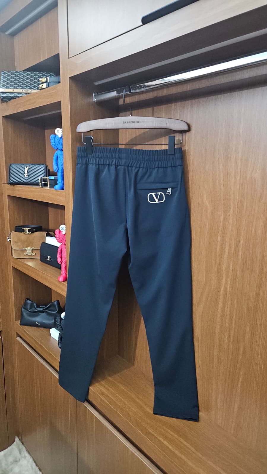 Valentino Garavani VLogo Detaylı Siyah Jogger Pantolon