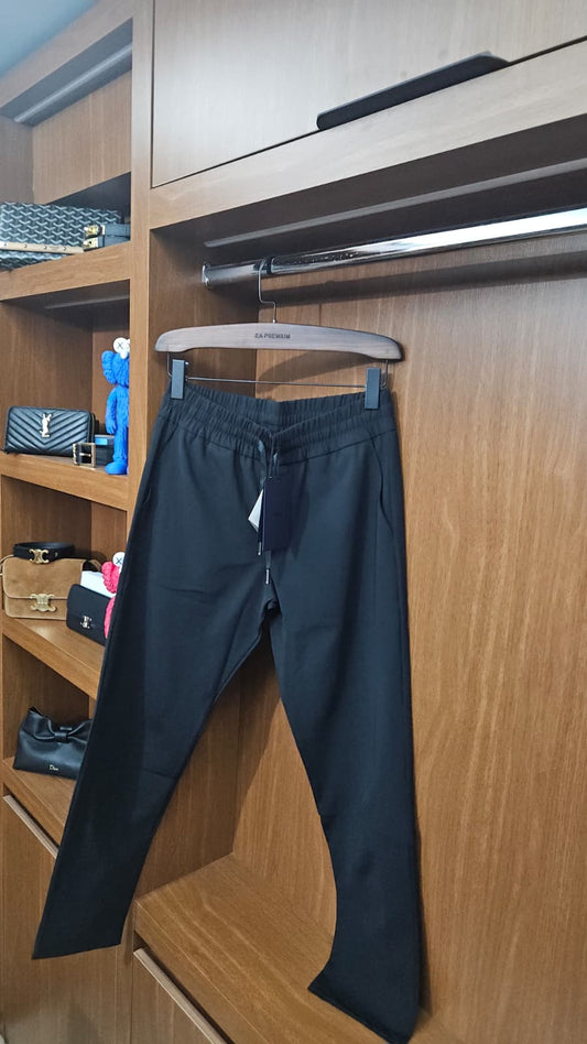 Prada Emaye Üçgen Logolu Siyah Teknik Jogger Pantolon