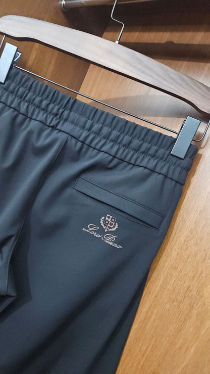 Loro Piana İkonik Arma Nakışlı Siyah Jogger Pantolon