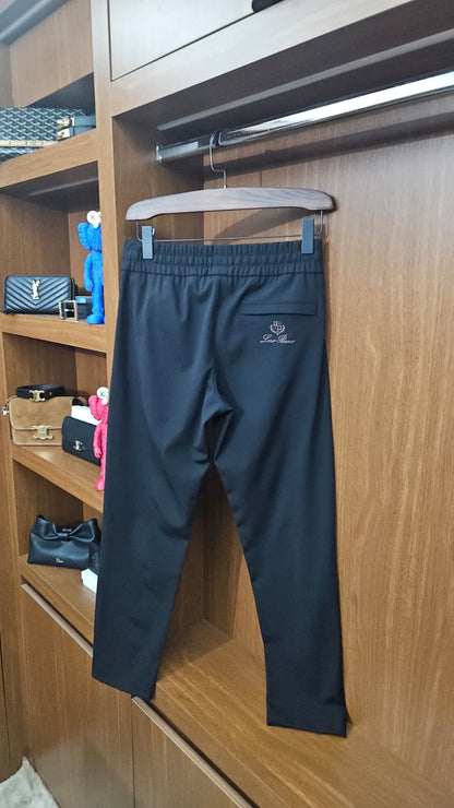 Loro Piana İkonik Arma Nakışlı Siyah Jogger Pantolon