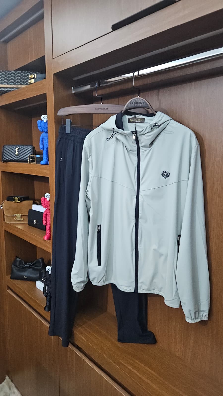 Loro Piana  "Luxury Sportswear" Eşofman Takımı