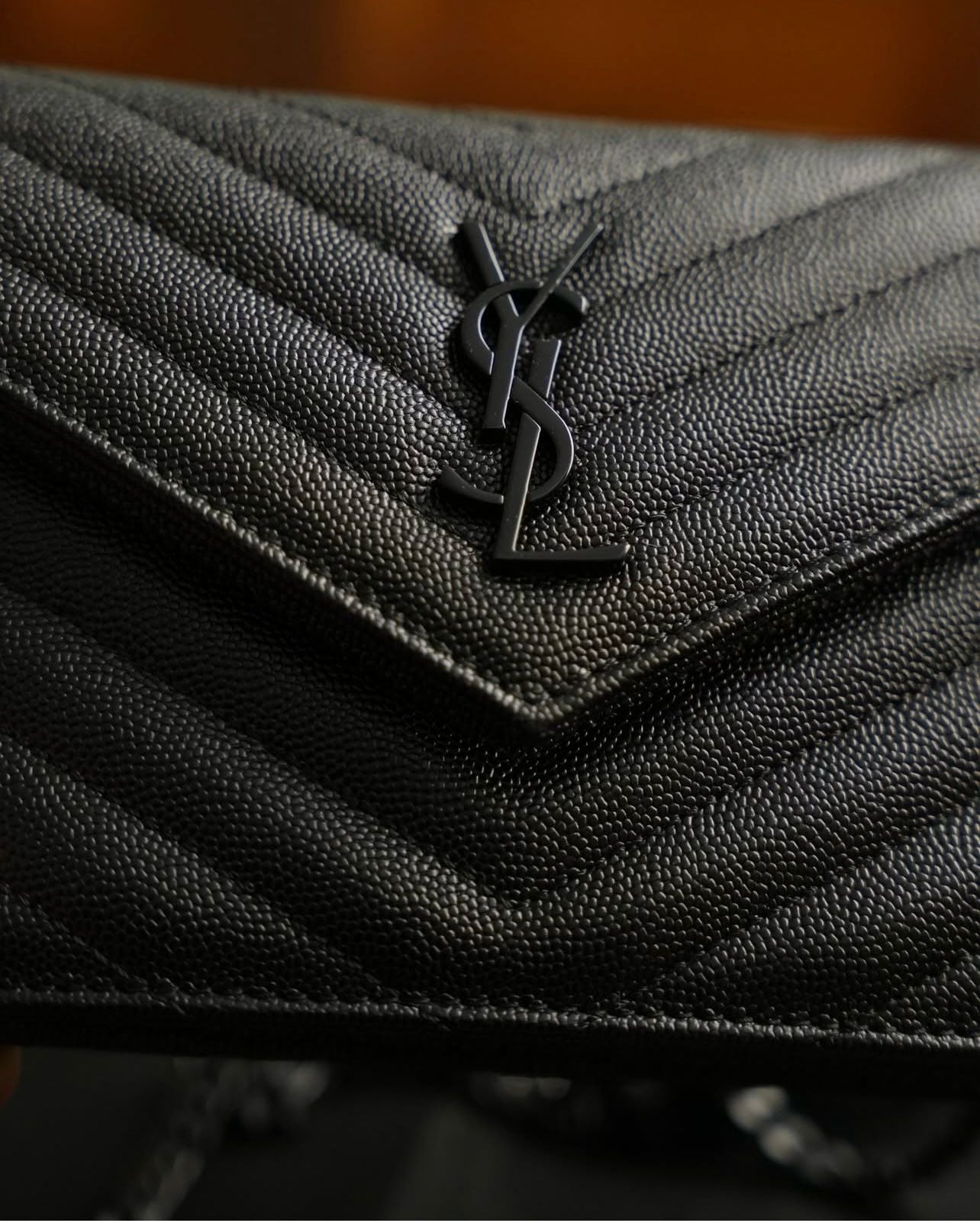 Yves Saint Laurent Monogram Zincir Askılı Çanta
