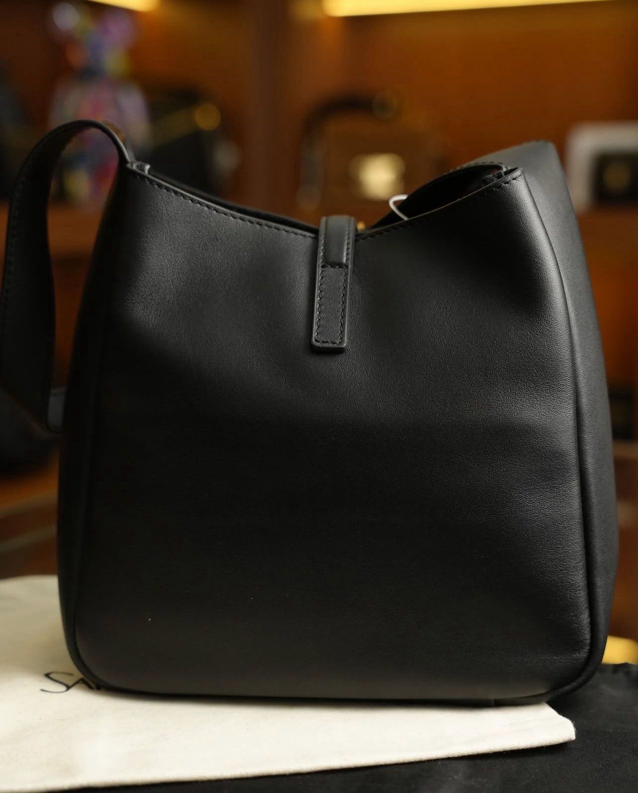 YSL Hobo Deri Omuz Çantası – Siyah